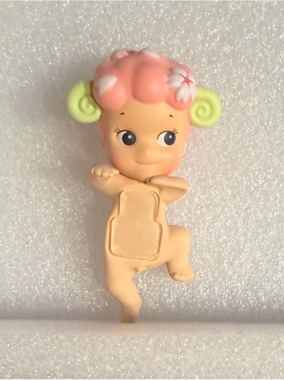 Sonny Angel Cherry Blossom Hipper Sheep